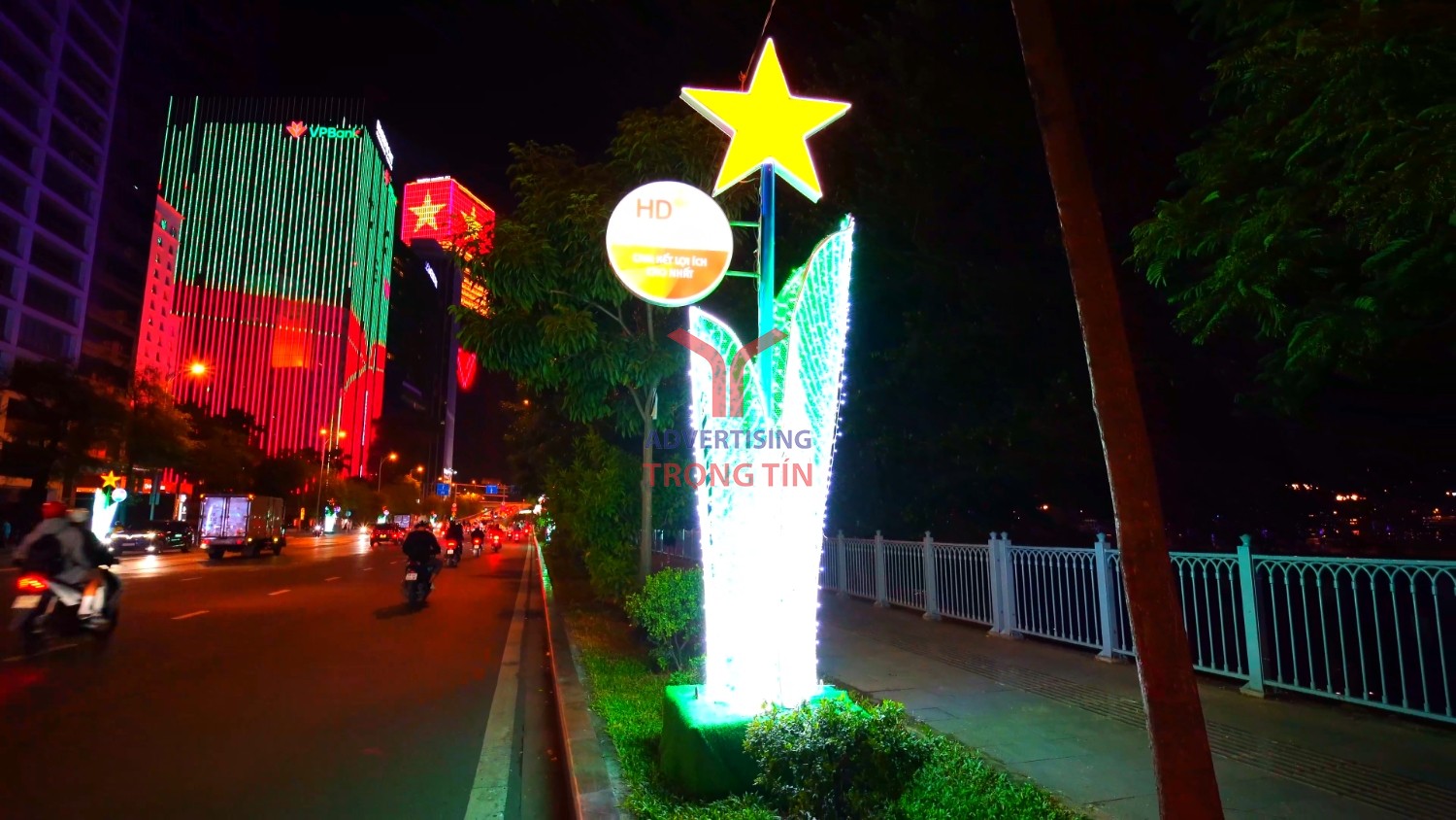 Đèn đường Tết 2026(4)